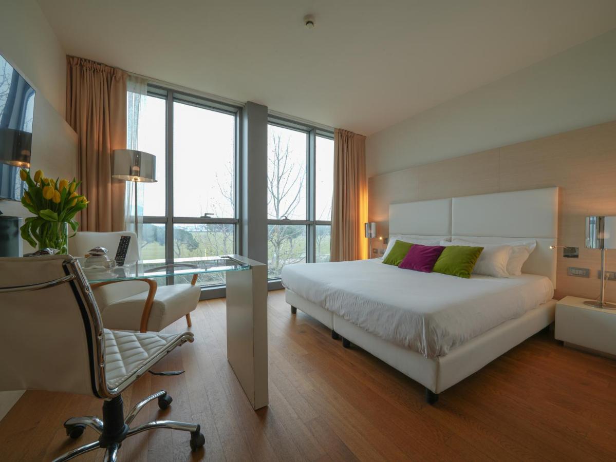 Pisa Tower Plaza Hotel Kültér fotó